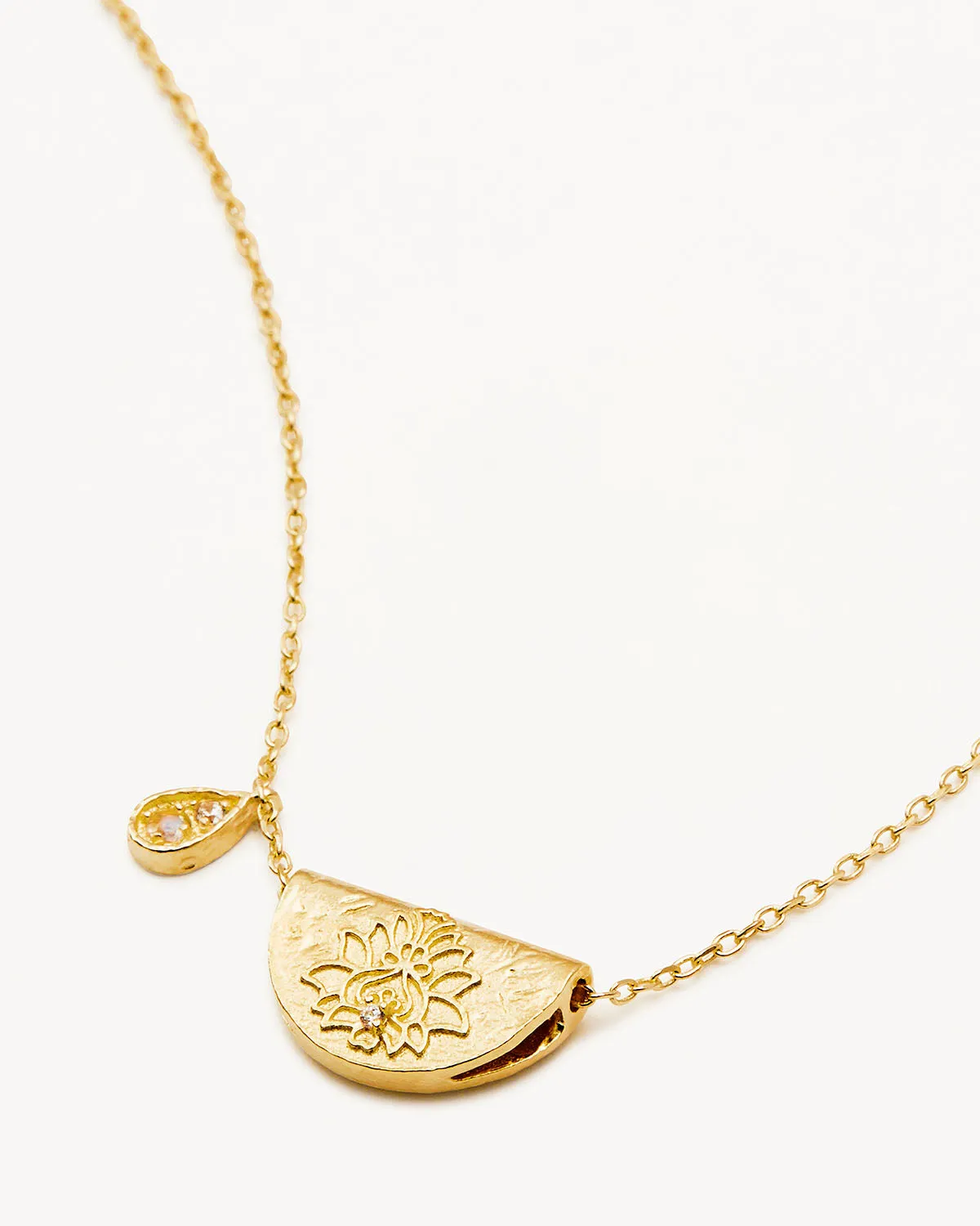 18k Gold Vermeil Lotus Birthstone Necklace - June - Moonstone Bycharlotte