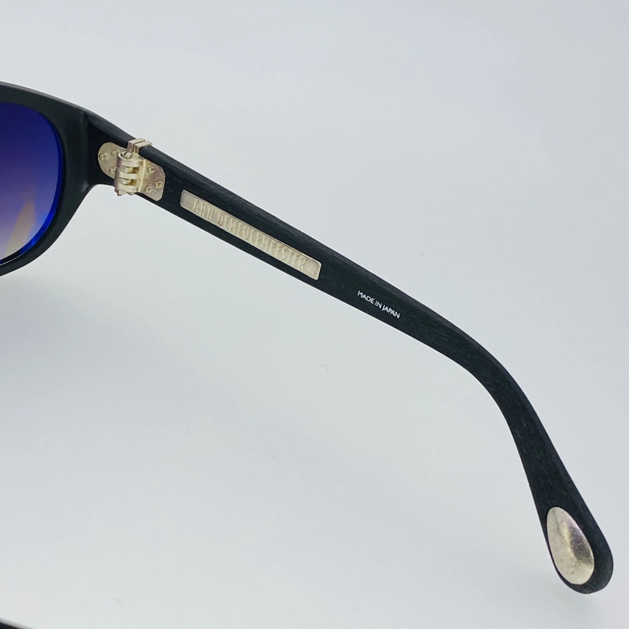 Ann Demeulemeester Men's Sunglasses Flat Top Matte Black and Grey AD1C9SUN