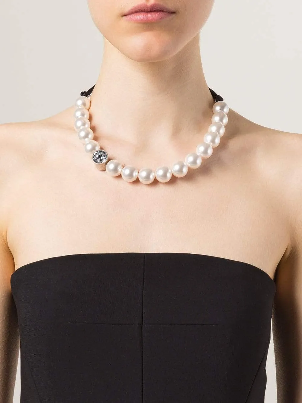 Azov Pearl Necklace