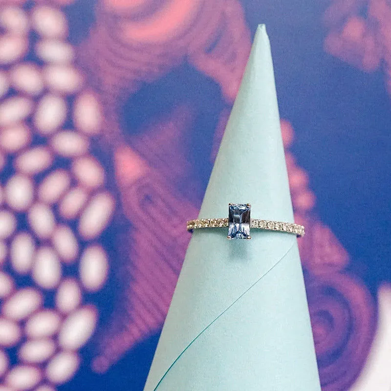 Candy Violete Blue 18K Whitegold Ring w. Sapphire & Diamonds