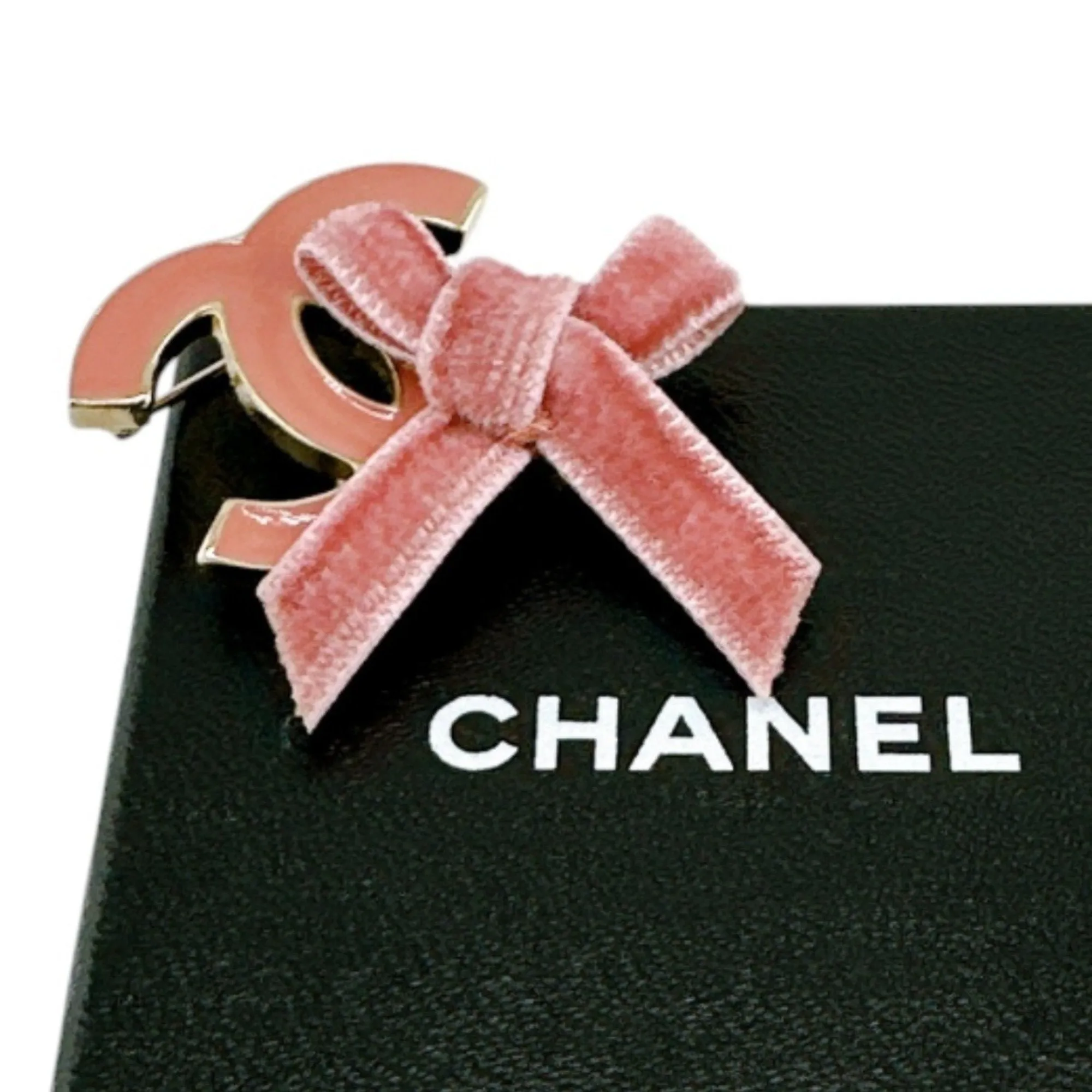 Chanel Brooch (Pre-Owned)