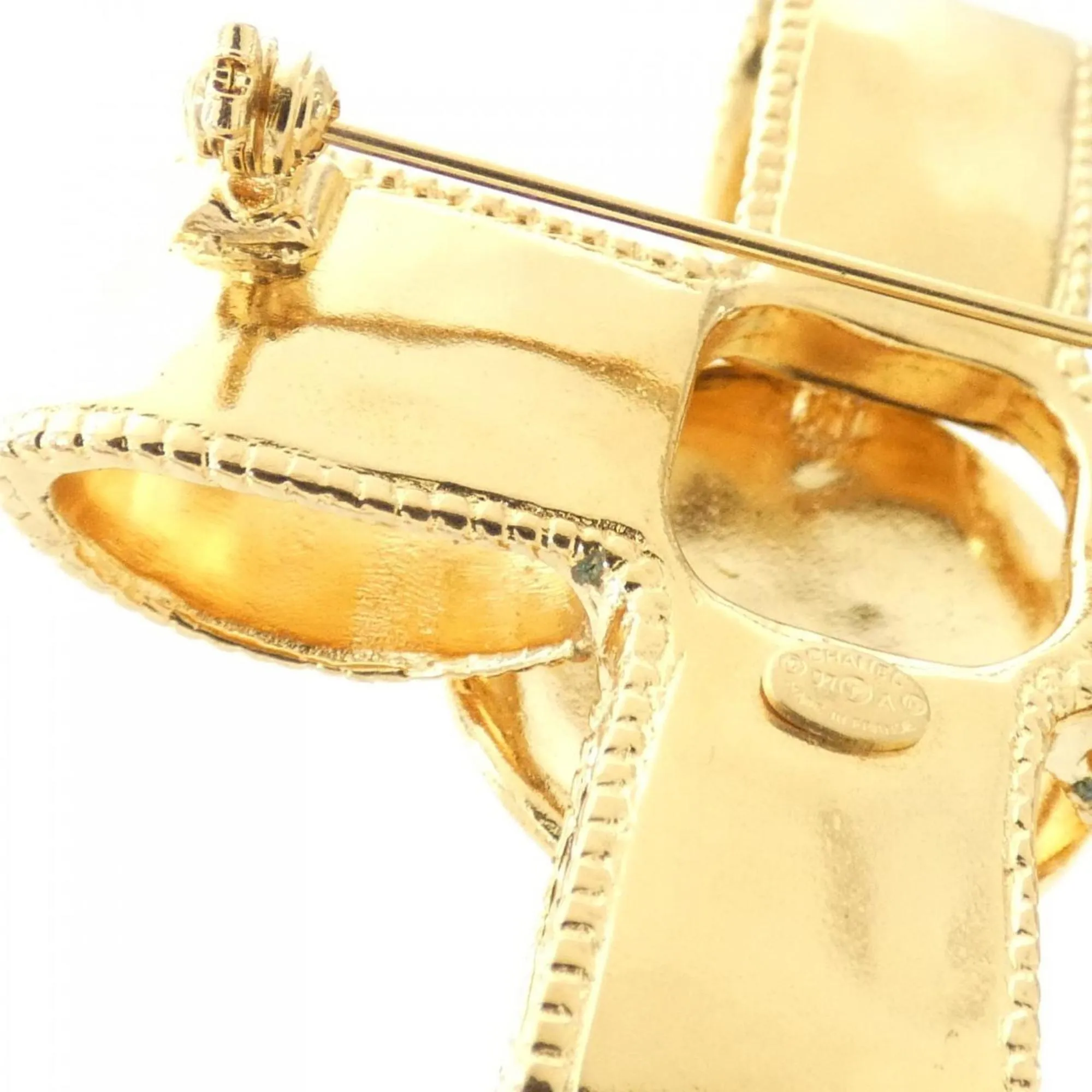 Chanel Brooch (Pre-Owned)