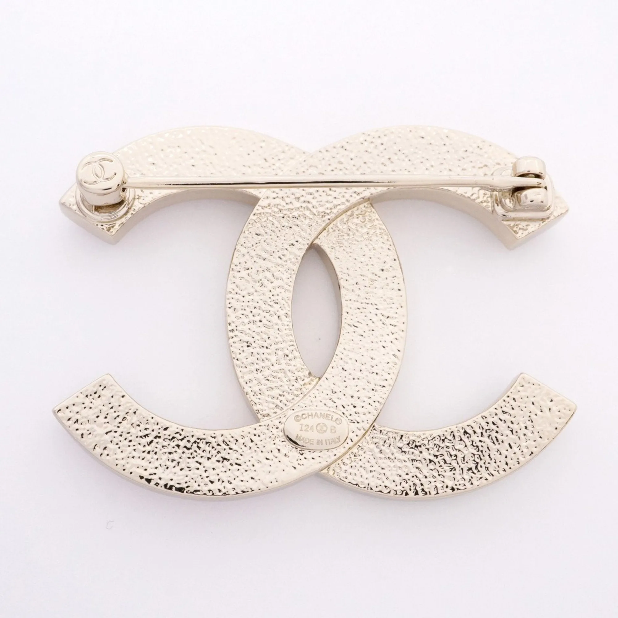 Chanel Champagne gold pink gold Plating Brooch (Pre-Owned)