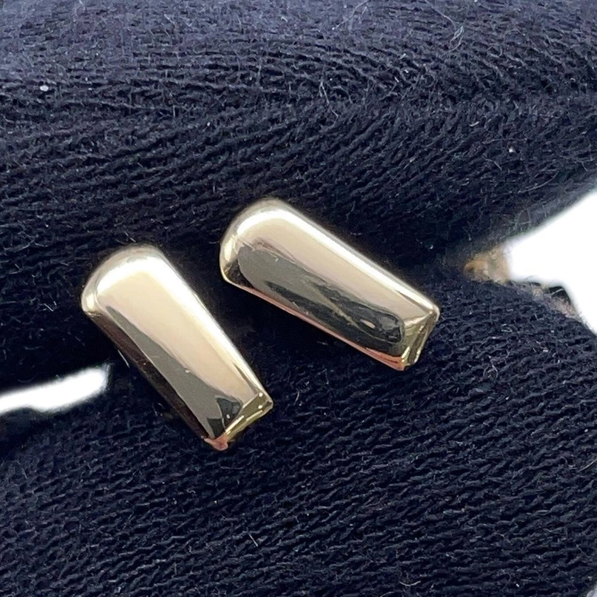 Chanel gold Brooch (Pre-Owned)