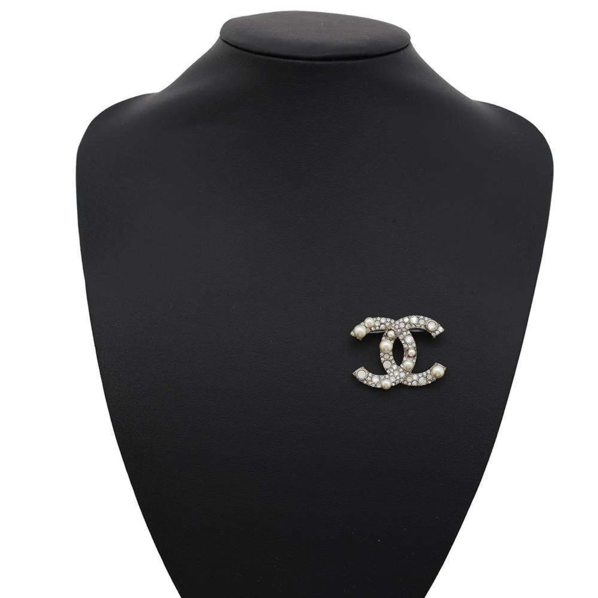 Chanel Metal Brooch (Pre-Owned)