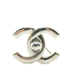 Chanel Metal Brooch (Pre-Owned)