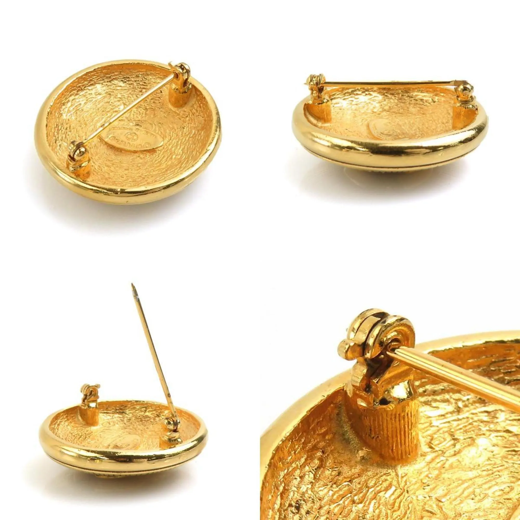 Chanel Metal Brooch (Pre-Owned)