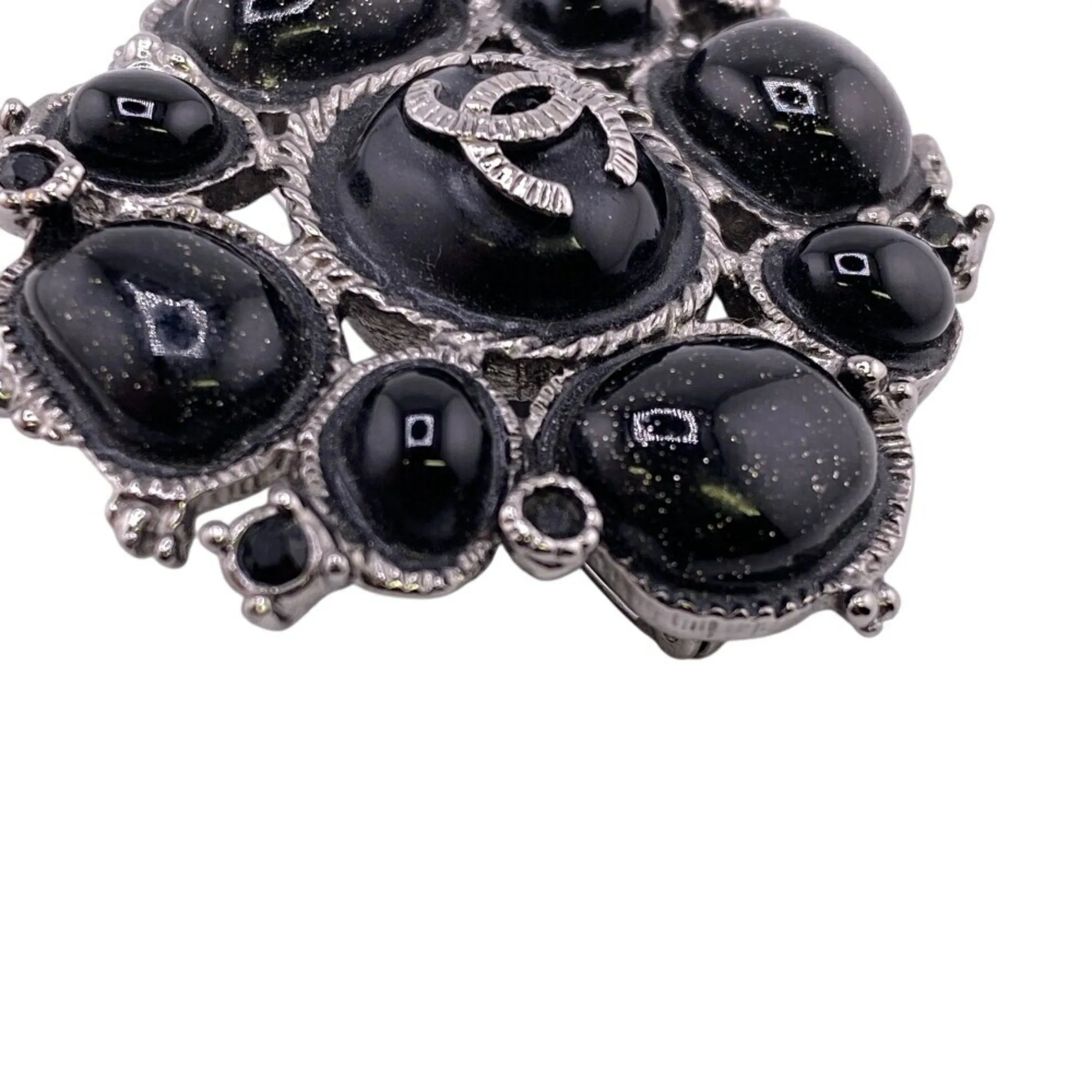 Chanel Metal Resin Brooch (Pre-Owned)