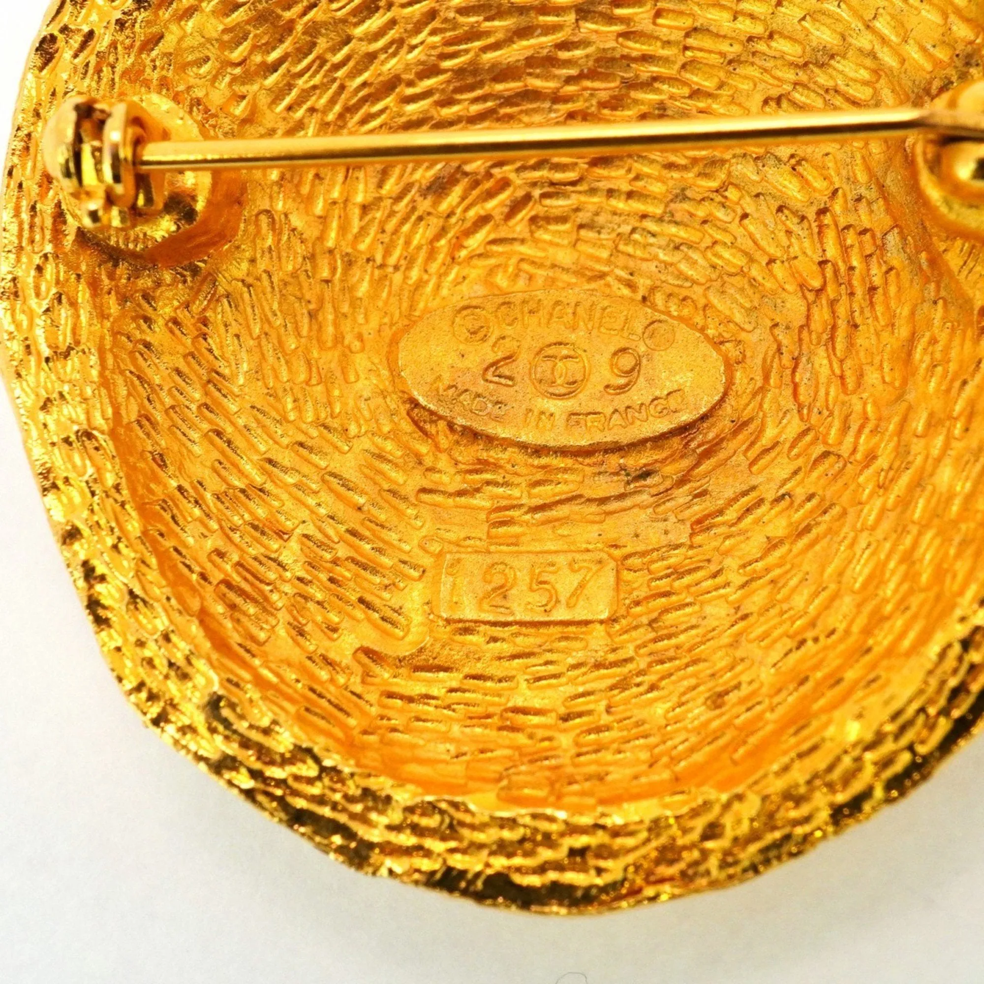 Chanel  Plating Brooch (Pre-Owned)