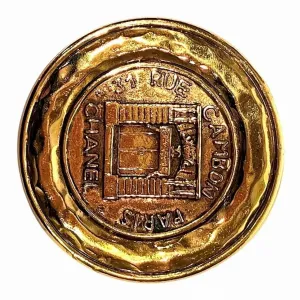 Chanel  Plating Pin Brooch (Pre-Owned)
