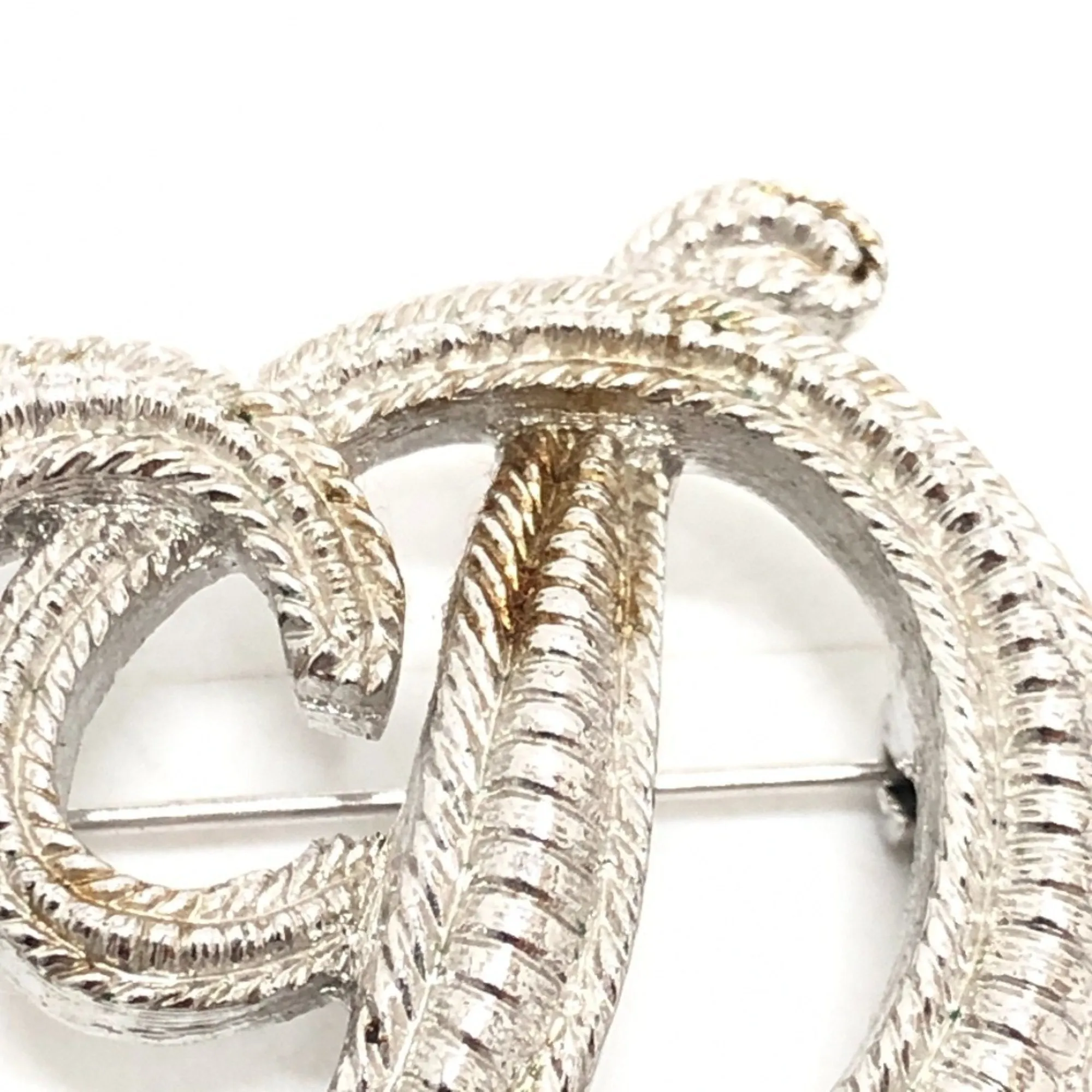 Christian Dior Metal Brooch (Pre-Owned)