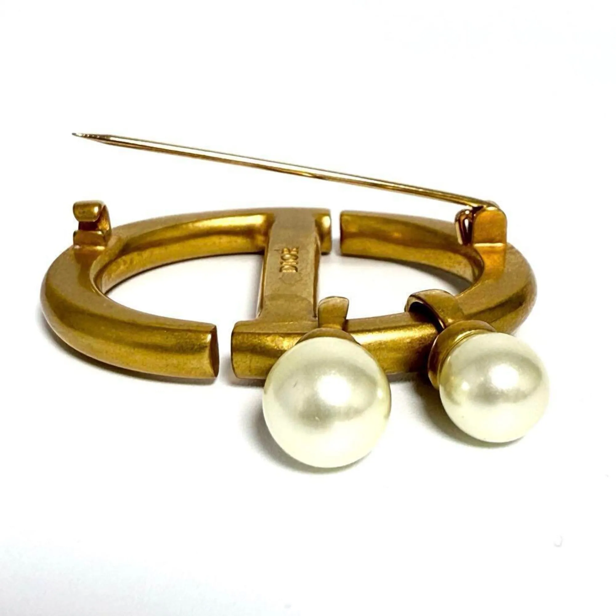Christian Dior Metal Brooch (Pre-Owned)