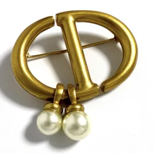 Christian Dior Metal Brooch (Pre-Owned)
