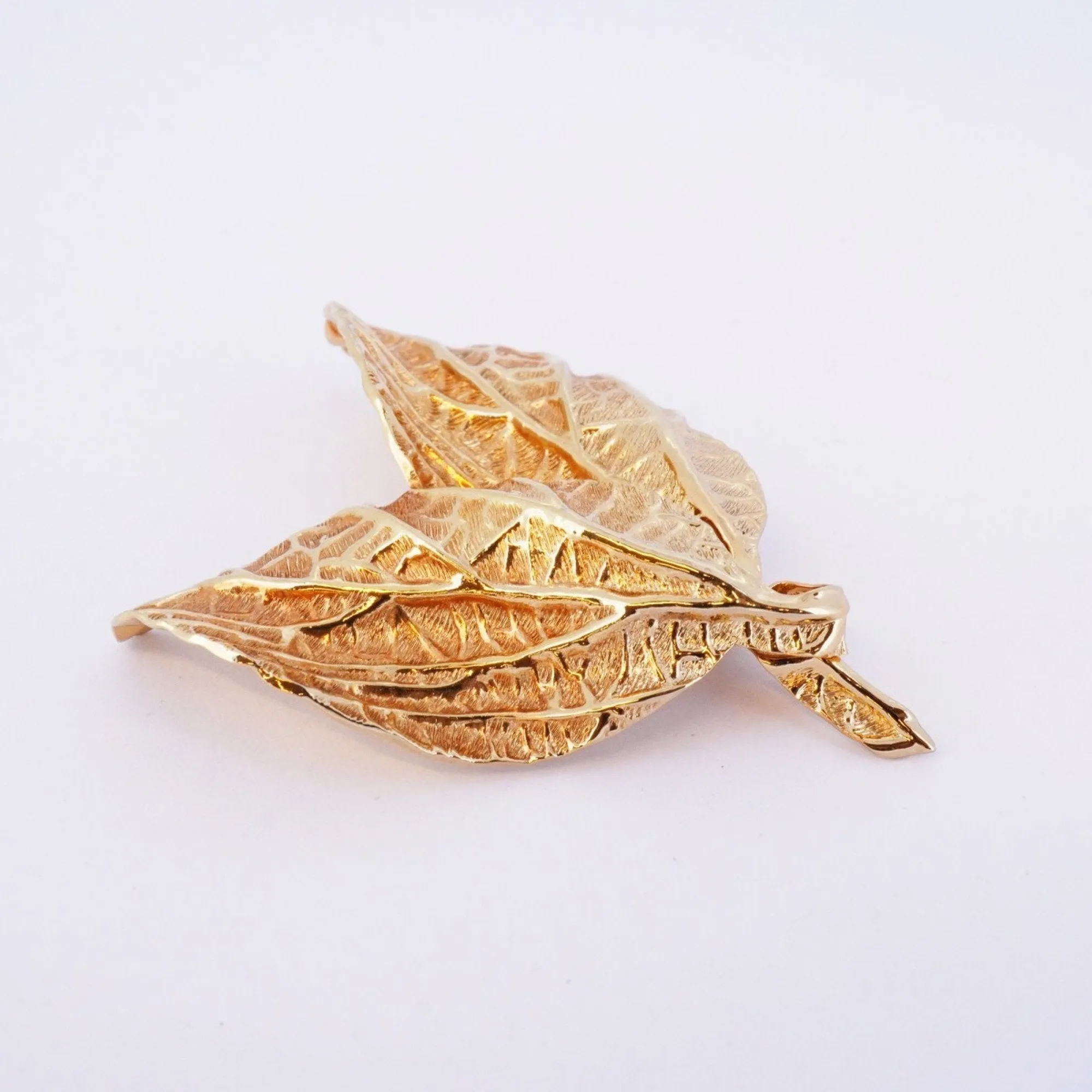 Christian Dior  Plating Brooch (Pre-Owned)