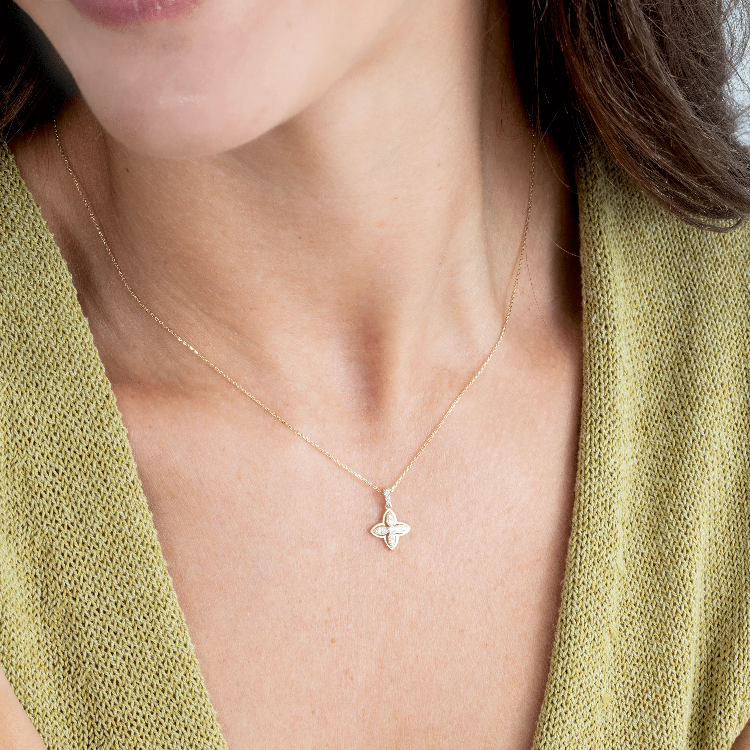 Diamond Clover Necklace, Yuna SARAHELISE