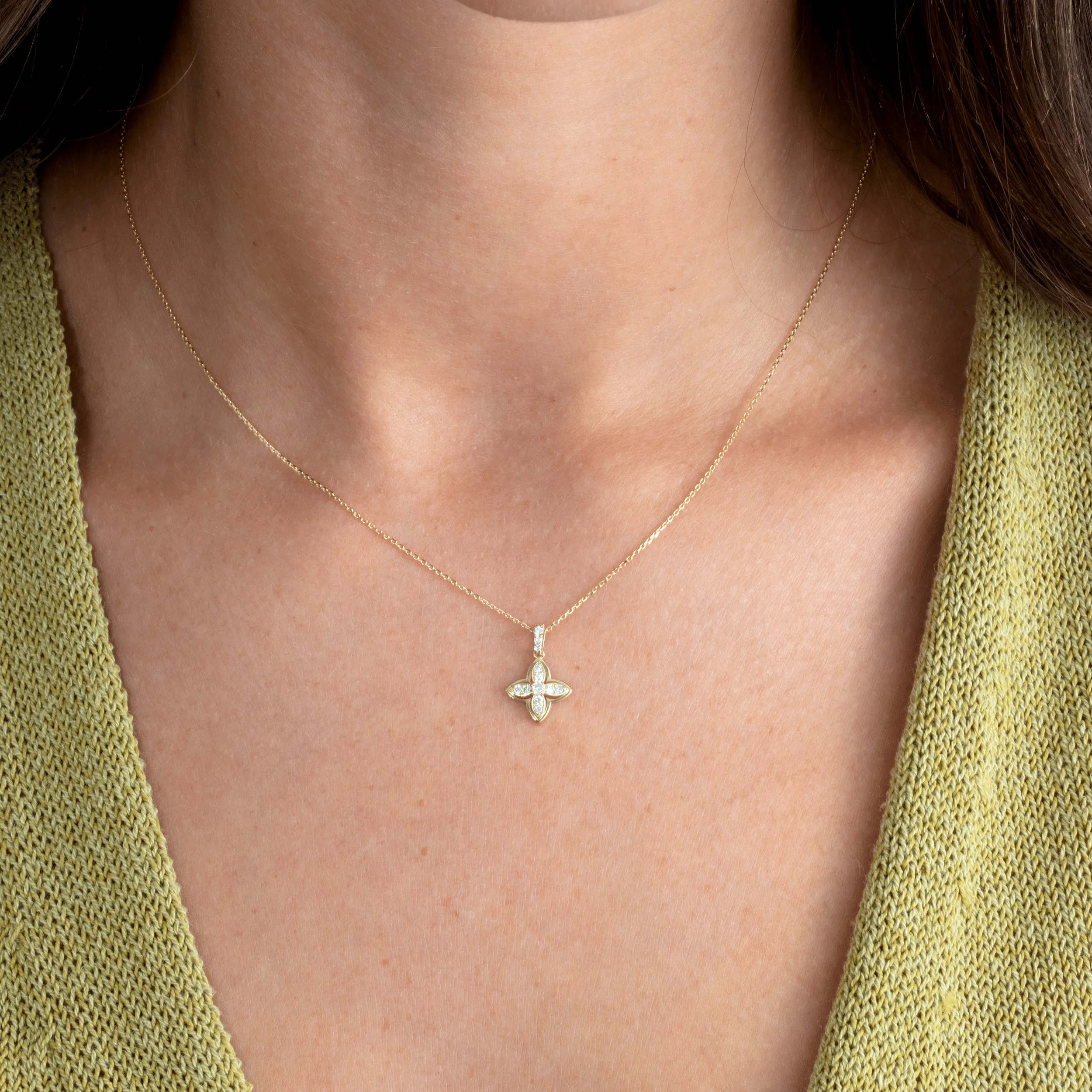 Diamond Clover Necklace, Yuna SARAHELISE