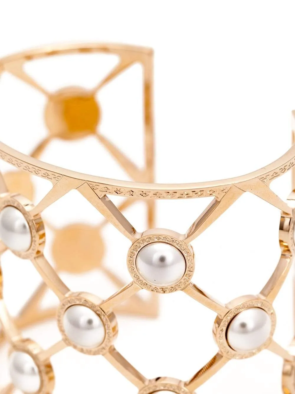 Elizabeth Wide Pearl Cuff