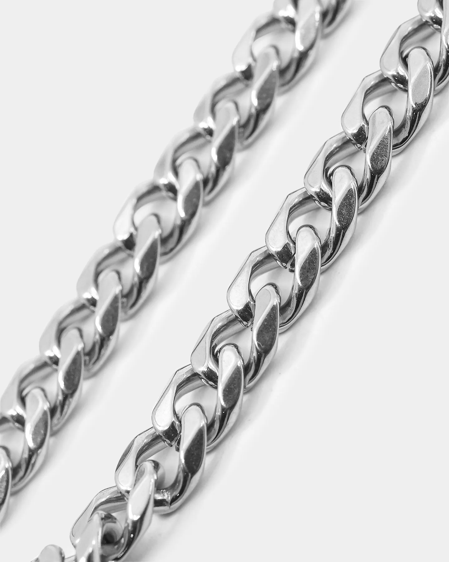 Guess Mainline Lock N' Roll 14mm Curb Chain Bracelet Steel