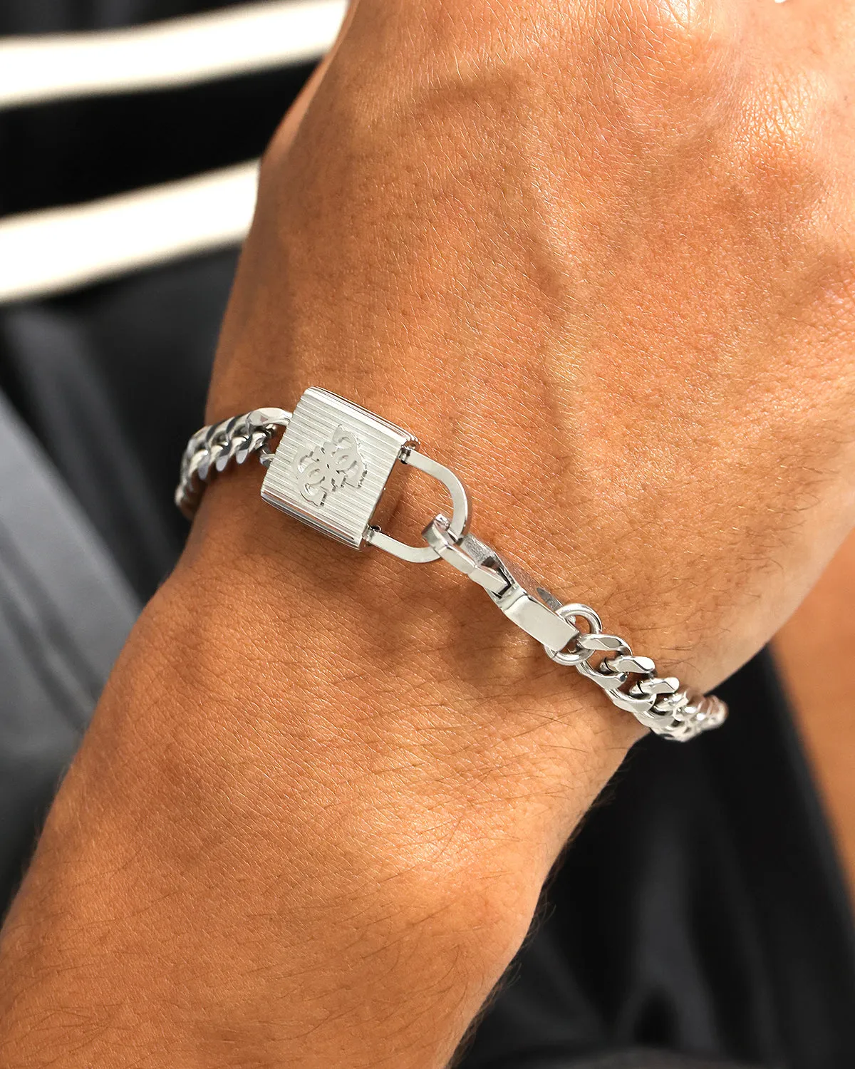 Guess Mainline Lock N' Roll 14mm Curb Chain Bracelet Steel
