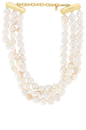 Nora Choker