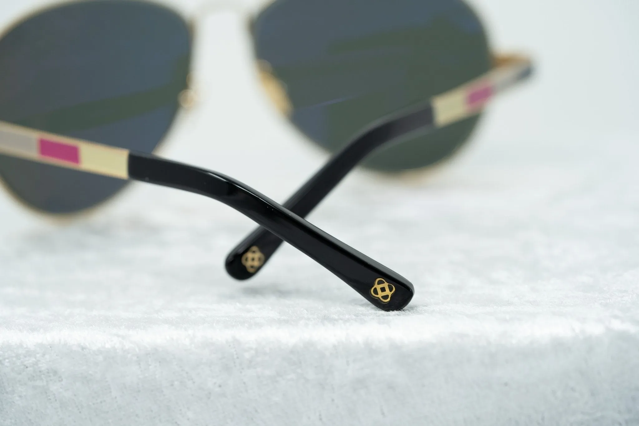 Oscar De La Renta Sunglasses Rose Gold and Green