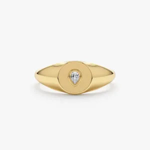 Pear Diamond Signet Ring, Lagrima SARAHELISE