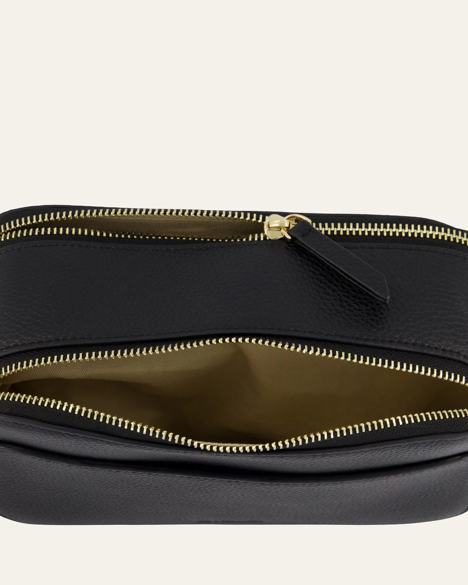 PHOEBE CROSSBODY BAG BLACK LEATHER Jo Mercer