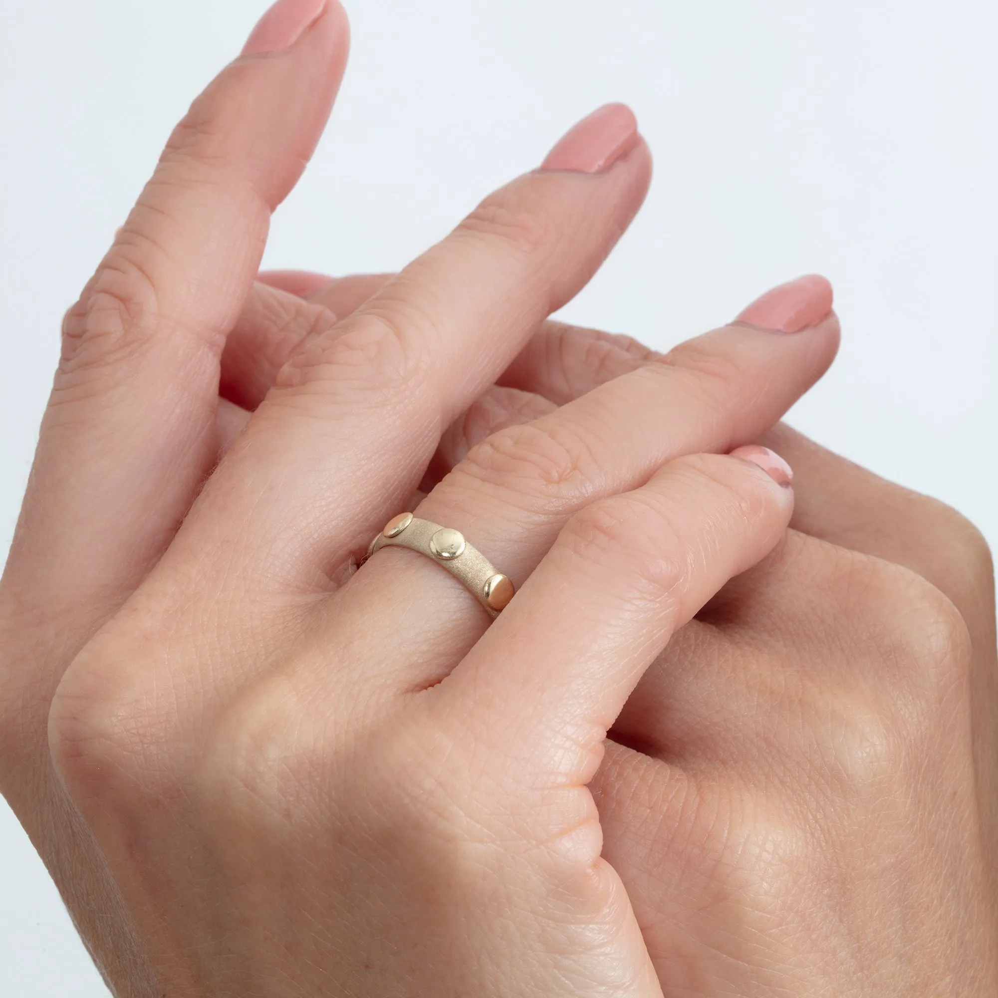 Round Station Ring, Vera SARAHELISE